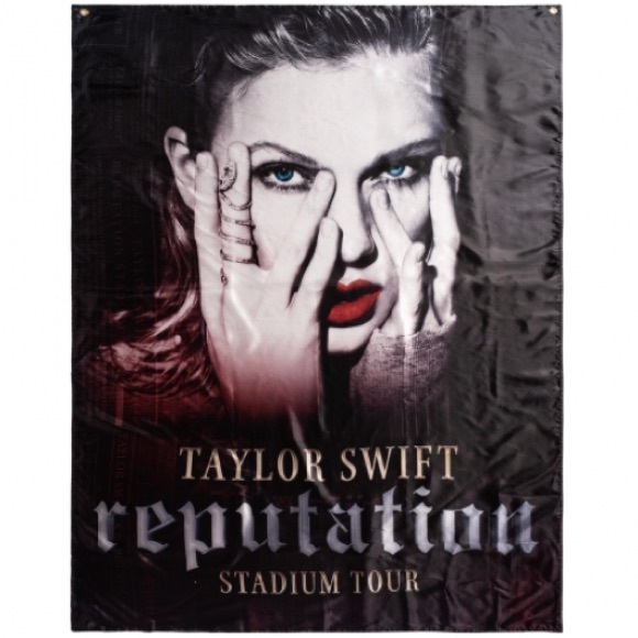 Bnwt Taylor Swift Reputation Stadium Tour Flag Boutique